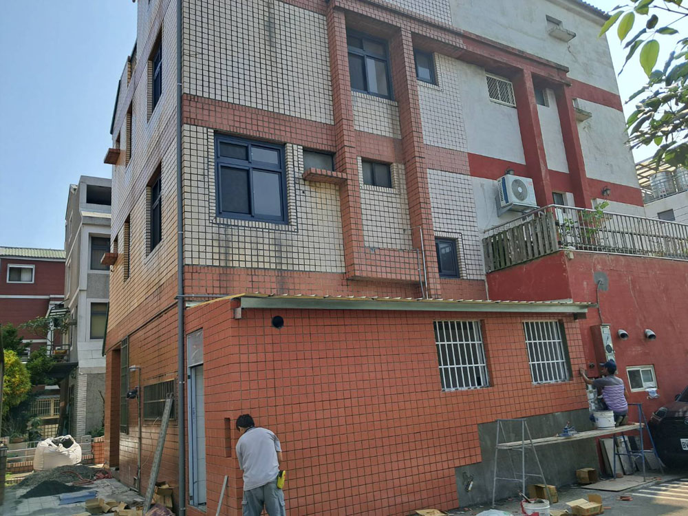 台中房屋外牆壁磚翻新